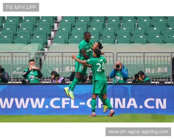 陈晋一进球扳平比分张玉宁破门闪耀京沪德比中超第3轮国安申花激战成和